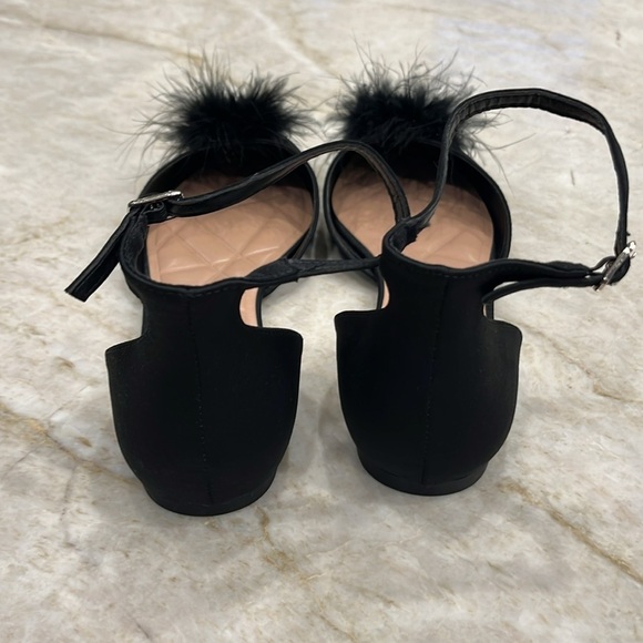 BCBGeneration Kassia Pom Pom Ankle Strap Ballet Flats‎ | Black | Size 9.5 - Picture 4 of 8